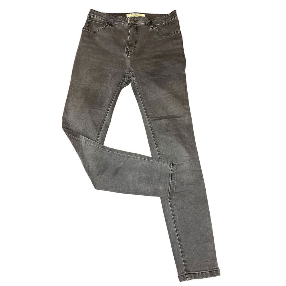 Burberry Faded Black High Rise Skinny Jean Size 30 - Picture 2 of 9